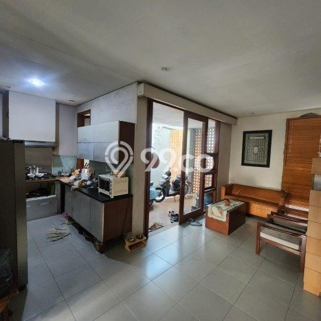 Rumah Luxury Modern Siap Huni di BSD Griya Loka Tangerang Rumah Luxury Modern Siap Huni di BSD Griya Loka Tangerang