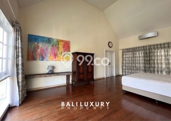 Vila Kawasan , Luas 725m2m², Dekat ke beragam keperluan Vila Kawasan , Luas 725m2m², Dekat ke beragam keperluan