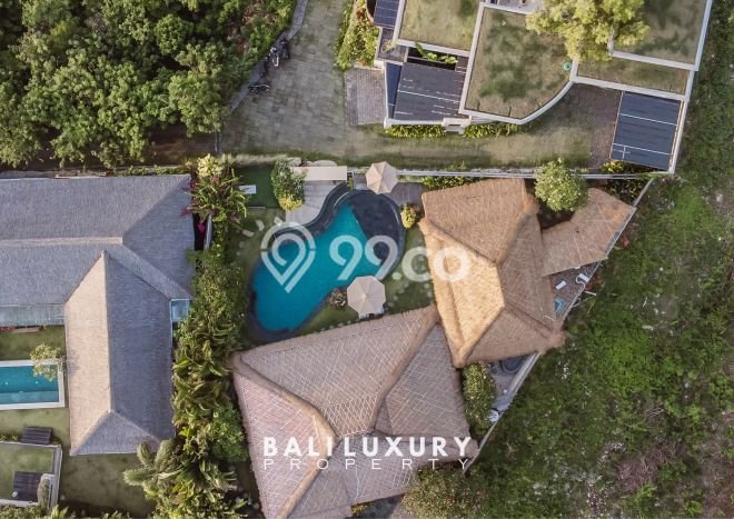 For Sale! Vila di , Luas 700m2m², Dekat Mudah Pusat Kota For Sale! Vila di , Luas 700m2m², Dekat Mudah Pusat Kota