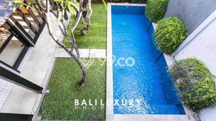 Vila Premium Kawasan , Area 200m2m², Akses Badung, Badung Vila Premium Kawasan , Area 200m2m², Akses Badung, Badung