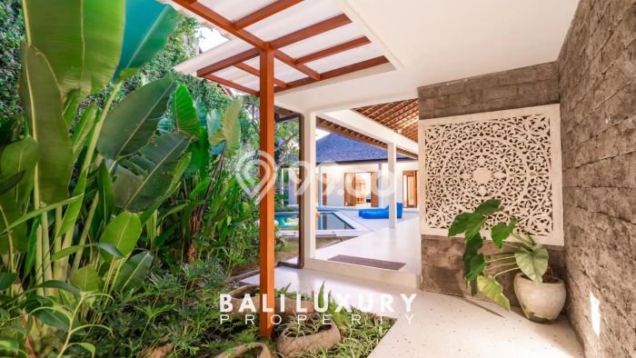 For Sale Vila Kawasan , Ukuran 500m2m², Posisi Premium For Sale Vila Kawasan , Ukuran 500m2m², Posisi Premium