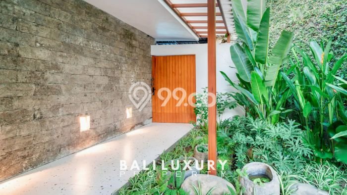 For Sale Vila Kawasan , Ukuran 500m2m², Posisi Premium For Sale Vila Kawasan , Ukuran 500m2m², Posisi Premium