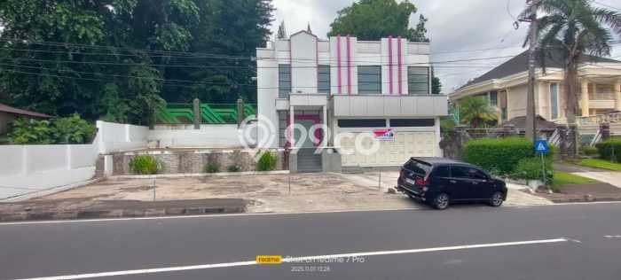 Rumah 2 KT 2 KM LT 363m2m², Luas Bangunan 144m2m² di Mapanget, Manado Rumah 2 KT 2 KM LT 363m2m², Luas Bangunan 144m2m² di Mapanget, Manado
