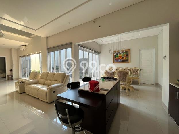 Rumah Elit LB 410m2 Siap Huni Desain Elegan di Harjamukti, Depok Rumah Elit LB 410m2 Siap Huni Desain Elegan di Harjamukti, Depok