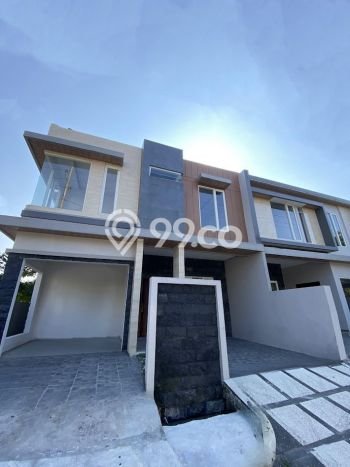 Hunian Mewah Siap Huni LT 124m2 di Rungkut, Surabaya Hunian Mewah Siap Huni LT 124m2 di Rungkut, Surabaya