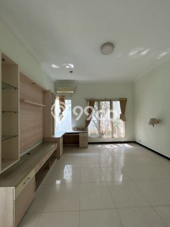 Rumah Elit Modern Tanpa Renovasi di Citraland Surabaya Rumah Elit Modern Tanpa Renovasi di Citraland Surabaya