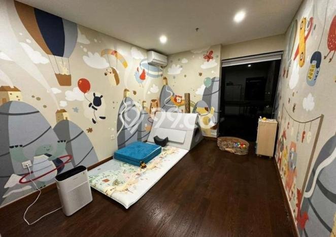 Hunian Apartemen High-Class untuk Dijual di Surabaya dengan 3 BR & 3 Kamar Mandi Hunian Apartemen High-Class untuk Dijual di Surabaya dengan 3 BR & 3 Kamar Mandi