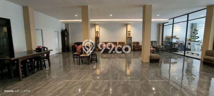 Unit Kost Dijual di Darmo Permai dengan 13 Kamar Area Ramai Unit Kost Dijual di Darmo Permai dengan 13 Kamar Area Ramai