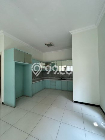 Rumah Elit Modern Tanpa Renovasi di Citraland Surabaya Rumah Elit Modern Tanpa Renovasi di Citraland Surabaya