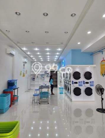 Unit Ruko Dijual di Surabaya LT 100m2 & LB 280m2 Unit Ruko Dijual di Surabaya LT 100m2 & LB 280m2