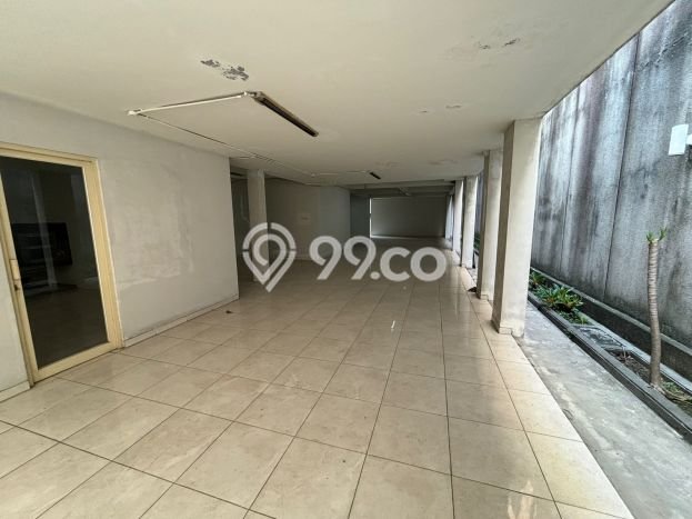 HOT DEAL! Rumah Premium di Citraland, Surabaya, LT 541m2m² Bangunan 1000m2m² HOT DEAL! Rumah Premium di Citraland, Surabaya, LT 541m2m² Bangunan 1000m2m²