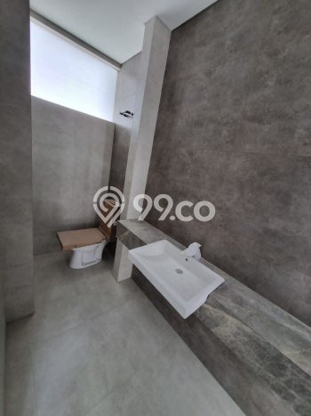 Hunian Mewah LB 327m2 Siap Pakai Desain Elegan di Citraland, Surabaya Hunian Mewah LB 327m2 Siap Pakai Desain Elegan di Citraland, Surabaya