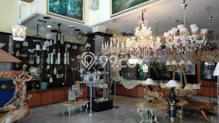 Unit Komersial Dijual di Surabaya LT 285m2 & LB 900m2 Unit Komersial Dijual di Surabaya LT 285m2 & LB 900m2
