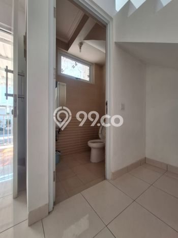 HOT LISTING! Rumah Untuk Investasi area Kota Wisata, Luas 60m² Bangunan 68m² HOT LISTING! Rumah Untuk Investasi area Kota Wisata, Luas 60m² Bangunan 68m²