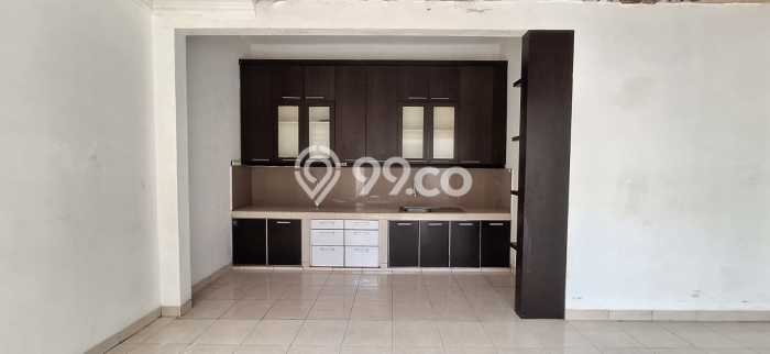 Rumah Mewah LB 180m2 Siap Pakai Desain Elegan di Kota Wisata, Bogor Rumah Mewah LB 180m2 Siap Pakai Desain Elegan di Kota Wisata, Bogor