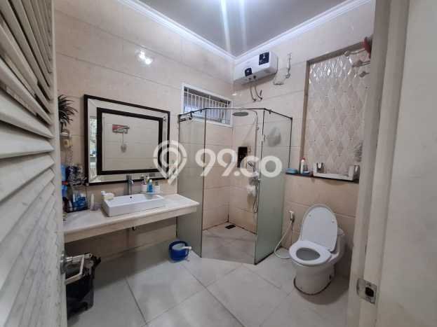 Jual Rumah Mewah Elegan Dengan View Cantik di Pejompongan, Jakarta Pusat Jual Rumah Mewah Elegan Dengan View Cantik di Pejompongan, Jakarta Pusat