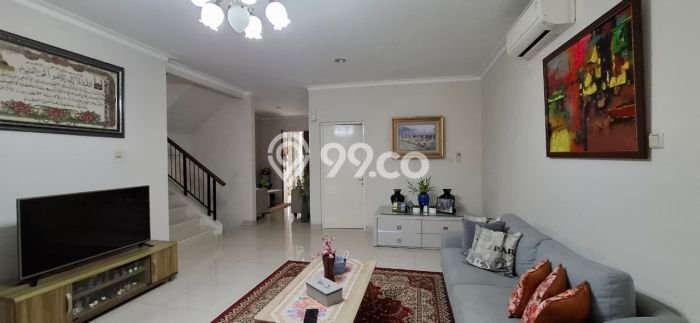 For Sale! Luxury House LT 220m2 Desain Elegan di Kota Wisata For Sale! Luxury House LT 220m2 Desain Elegan di Kota Wisata