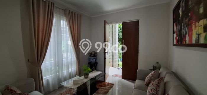 For Sale! Luxury House LT 220m2 Desain Elegan di Kota Wisata For Sale! Luxury House LT 220m2 Desain Elegan di Kota Wisata