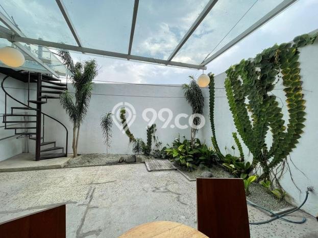 Rumah Elit Modern Tanpa Renovasi di Kota Baru Parahyangan Bandung Rumah Elit Modern Tanpa Renovasi di Kota Baru Parahyangan Bandung