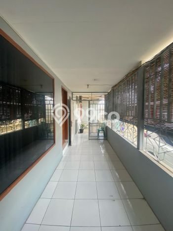 Area Ramai! Gudang Dijual di Margaasih untuk Bisnis Luas Bangunan 645m2 Area Ramai! Gudang Dijual di Margaasih untuk Bisnis Luas Bangunan 645m2