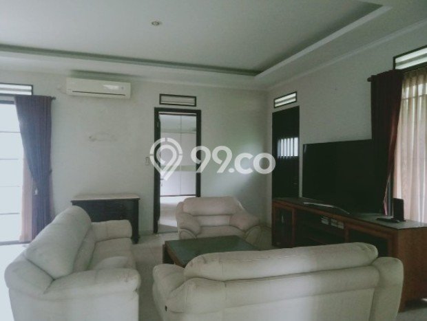 For Sale! Luxury House LT 349m2 Desain Modern di Kota Baru Parahyangan For Sale! Luxury House LT 349m2 Desain Modern di Kota Baru Parahyangan
