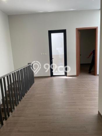 Rumah Elit Modern Siap Huni di Mekar Wangi Bandung Rumah Elit Modern Siap Huni di Mekar Wangi Bandung