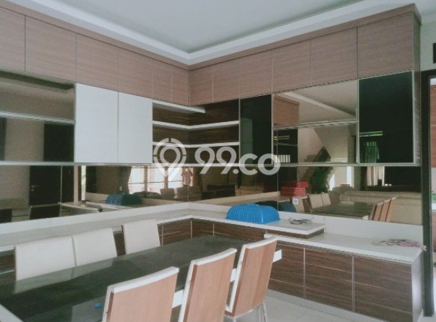 For Sale! Luxury House LT 349m2 Desain Modern di Kota Baru Parahyangan For Sale! Luxury House LT 349m2 Desain Modern di Kota Baru Parahyangan