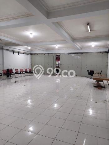 Komersial Disewa di Bandung dengan LB 300m2 Area Komersial Ramai Komersial Disewa di Bandung dengan LB 300m2 Area Komersial Ramai