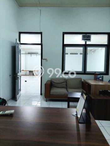 Komersial Disewa di Bandung dengan LB 300m2 Area Komersial Ramai Komersial Disewa di Bandung dengan LB 300m2 Area Komersial Ramai