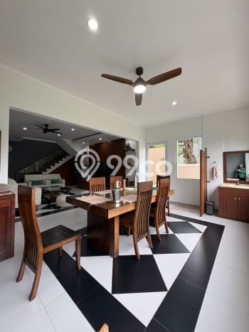 For Sale! Luxury House LT 858m2 Desain Modern di Sentul City For Sale! Luxury House LT 858m2 Desain Modern di Sentul City