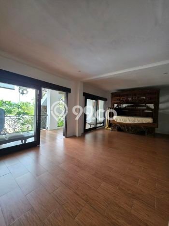 Hunian Elit LB 500m2 Siap Pakai Desain Elegan di Sentul City, Bogor Hunian Elit LB 500m2 Siap Pakai Desain Elegan di Sentul City, Bogor