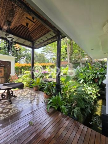 Hunian Elit LB 500m2 Siap Pakai Desain Elegan di Sentul City, Bogor Hunian Elit LB 500m2 Siap Pakai Desain Elegan di Sentul City, Bogor