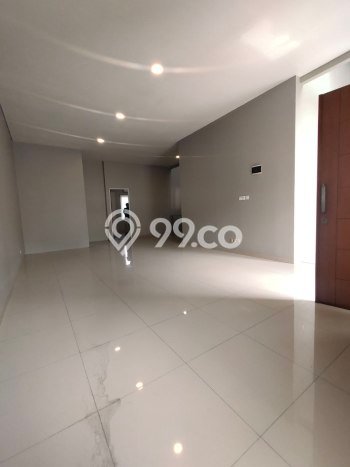 Ready to Use! Luxury House LT 136m2 Desain Elegan di Bandung Kota Ready to Use! Luxury House LT 136m2 Desain Elegan di Bandung Kota