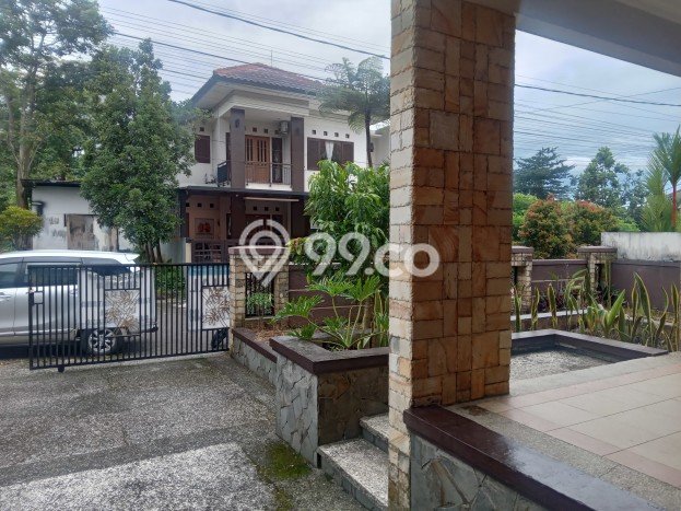 Ready to Use! Luxury House LT 331m2 Desain Modern di Cipaku Ready to Use! Luxury House LT 331m2 Desain Modern di Cipaku