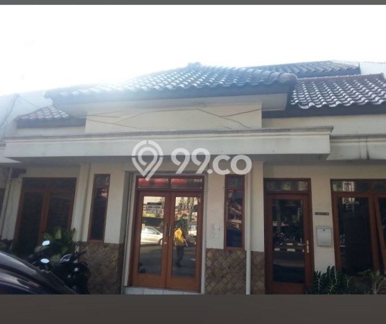 Hunian Mewah LB 360m2 Siap Pakai Desain Elegan di Pelajar Pejuang, Bandung Hunian Mewah LB 360m2 Siap Pakai Desain Elegan di Pelajar Pejuang, Bandung