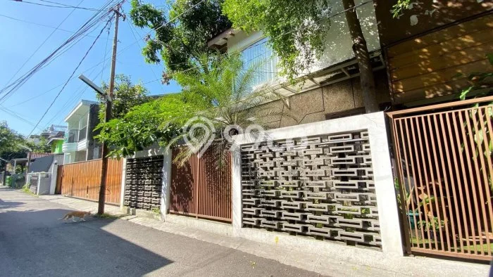 Rumah Eksklusif Dijual LT 400m2 di Arcamanik, Bandung Rumah Eksklusif Dijual LT 400m2 di Arcamanik, Bandung