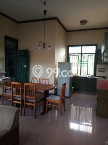 Dijual Rumah 4 Kamar Lokasi Ideal Nyaman dan Strategis di Arcamanik Dijual Rumah 4 Kamar Lokasi Ideal Nyaman dan Strategis di Arcamanik