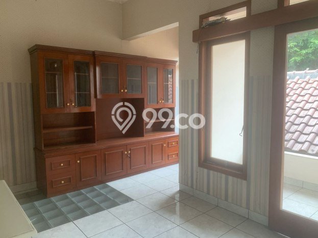 Hunian Mewah LB 360m2 Siap Pakai Desain Elegan di Pelajar Pejuang, Bandung Hunian Mewah LB 360m2 Siap Pakai Desain Elegan di Pelajar Pejuang, Bandung