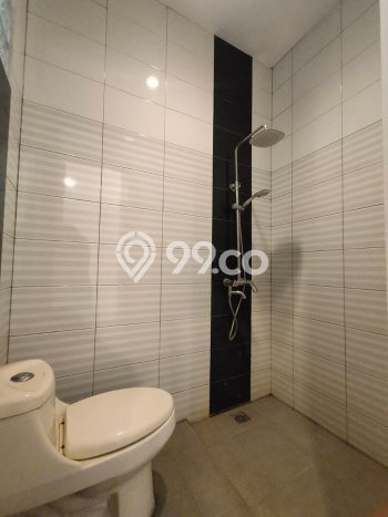 Ready to Use! Luxury House LT 136m2 Desain Elegan di Bandung Kota Ready to Use! Luxury House LT 136m2 Desain Elegan di Bandung Kota