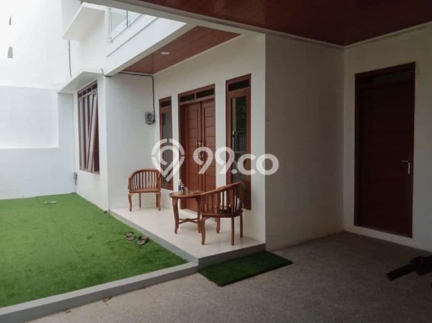 Rumah 4 KT 3 KM Semi Furnished di Padasuka, Dekat Supermarket, Bandung Rumah 4 KT 3 KM Semi Furnished di Padasuka, Dekat Supermarket, Bandung