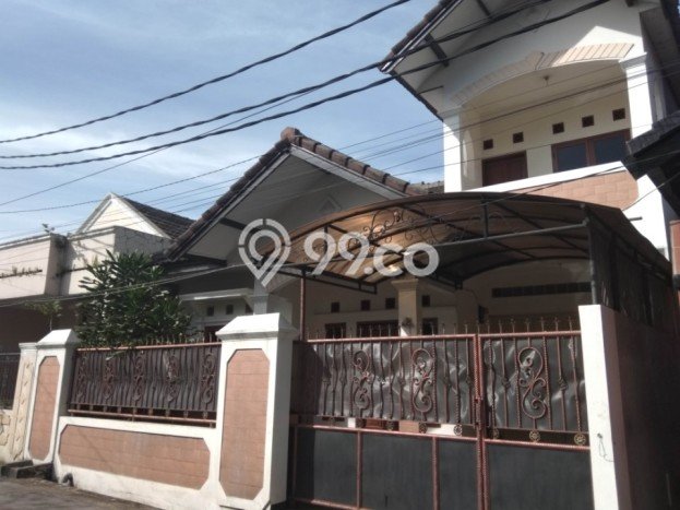 Disewakan Cepat Rumah Kondisi Baik di Kawasan Batununggal, Bandung Disewakan Cepat Rumah Kondisi Baik di Kawasan Batununggal, Bandung