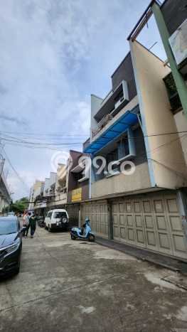 Unit Ruko Dijual di Bandung LT 50m2 & LB 150m2 Unit Ruko Dijual di Bandung LT 50m2 & LB 150m2