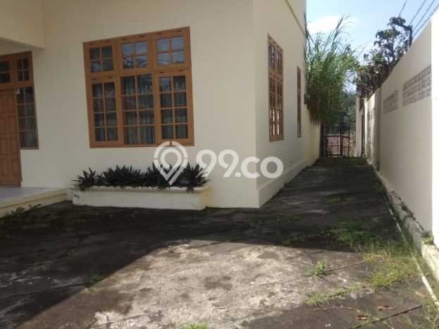 Komersial Bagus Dijual LB 320m2 Lokasi Strategis Bandung Area Cocok untuk Bisnis Komersial Bagus Dijual LB 320m2 Lokasi Strategis Bandung Area Cocok untuk Bisnis