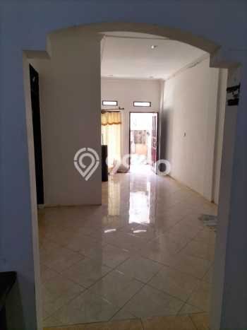 Disewakan Rumah Murah di Soekarno Hatta Bandung Punya 5 KT Disewakan Rumah Murah di Soekarno Hatta Bandung Punya 5 KT