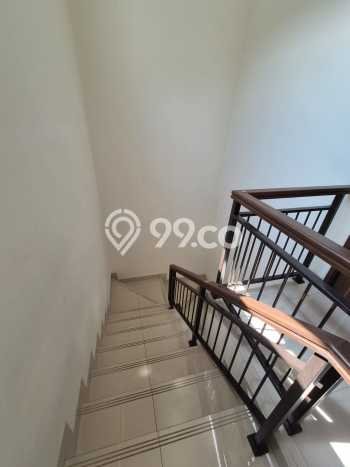 SPECIAL LISTING! Rumah di , 2 KM, Akses Fasilitas, LT 115m2m² Bangunan 135m2m² SPECIAL LISTING! Rumah di , 2 KM, Akses Fasilitas, LT 115m2m² Bangunan 135m2m²