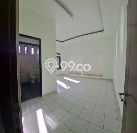 Disewakan! Rumah 3 Kamar Tidur &
2 Kamar Mandi di Turangga, Bandung Disewakan! Rumah 3 Kamar Tidur &
2 Kamar Mandi di Turangga, Bandung