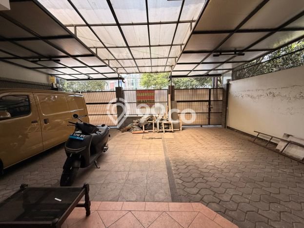 Disewakan Rumah Konsep Modern di Batununggal Bandung dengan 2 KT Disewakan Rumah Konsep Modern di Batununggal Bandung dengan 2 KT