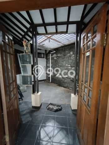 Rumah Disewakan Bandung LT 240m2 LB 170m2 Kawasan Suci Rumah Disewakan Bandung LT 240m2 LB 170m2 Kawasan Suci