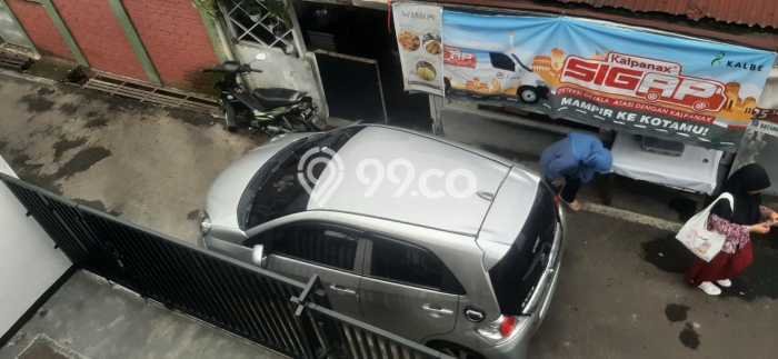 Sewa Rumah Murah di Sarijadi Bandung Punya 4 Kamar Tidur Sewa Rumah Murah di Sarijadi Bandung Punya 4 Kamar Tidur