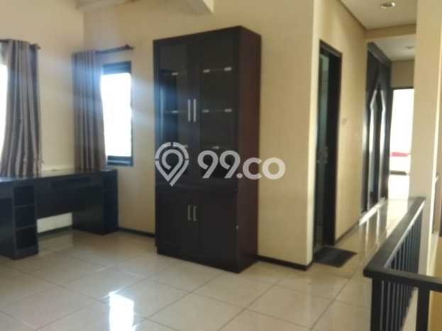 SPECIAL OFFER! Rumah area Arcamanik, 5 KT, Area Asri, LT 400m2m² Bangunan 600m2m² SPECIAL OFFER! Rumah area Arcamanik, 5 KT, Area Asri, LT 400m2m² Bangunan 600m2m²